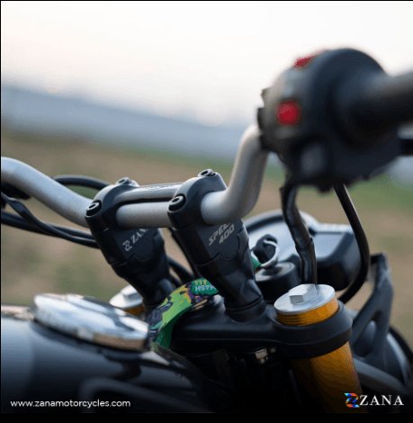 ZANA - Vertical Handle Riser Black for Triumph Speed 400 ZI-8370
