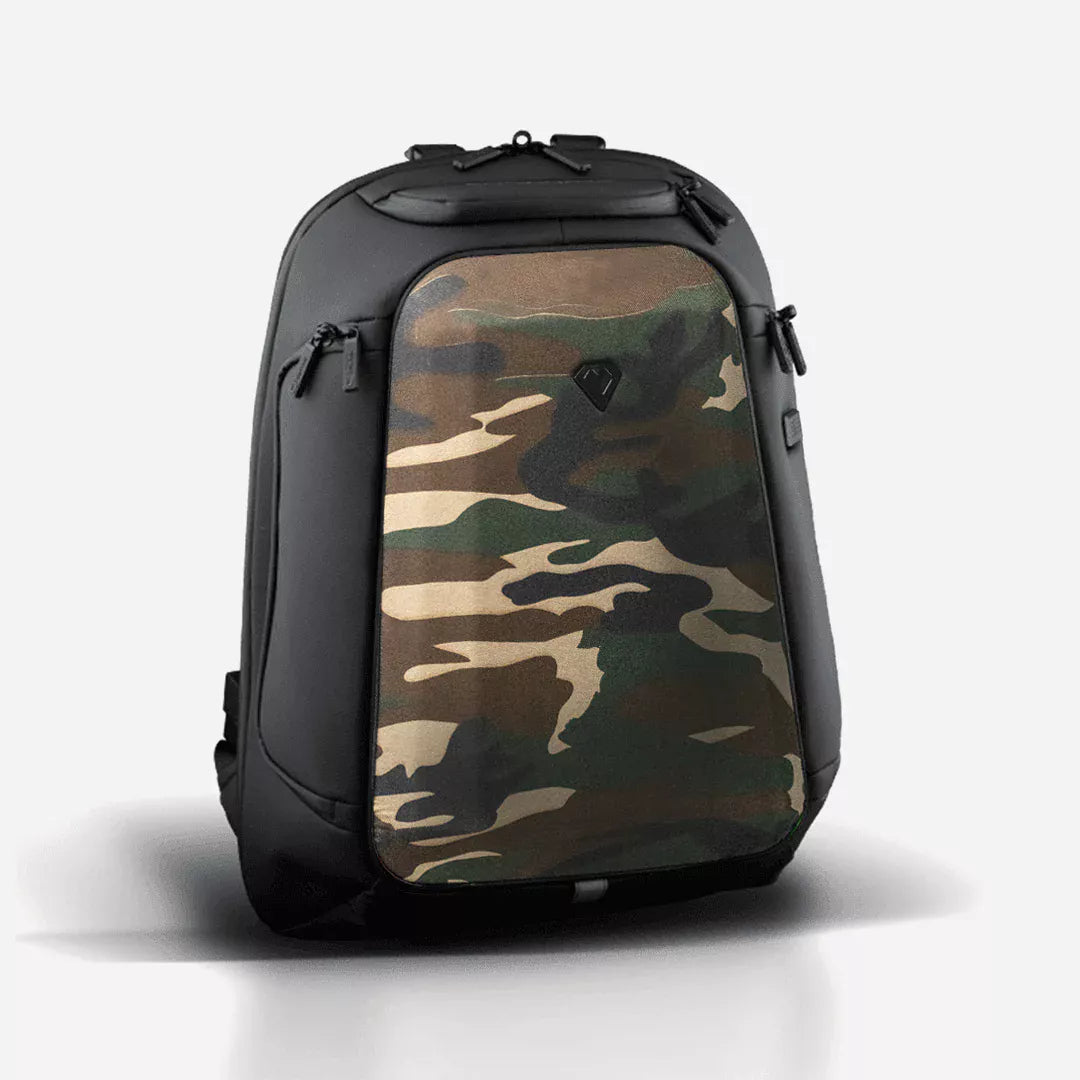 GT3 backpack by Carbonado