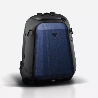 GT3 backpack by Carbonado