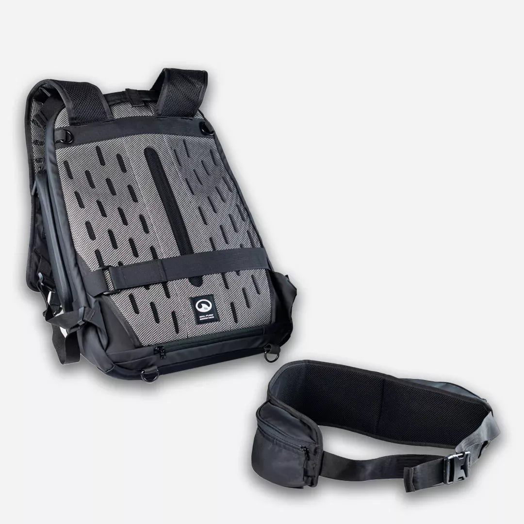 Hip Belt with Pockets by Carbonado