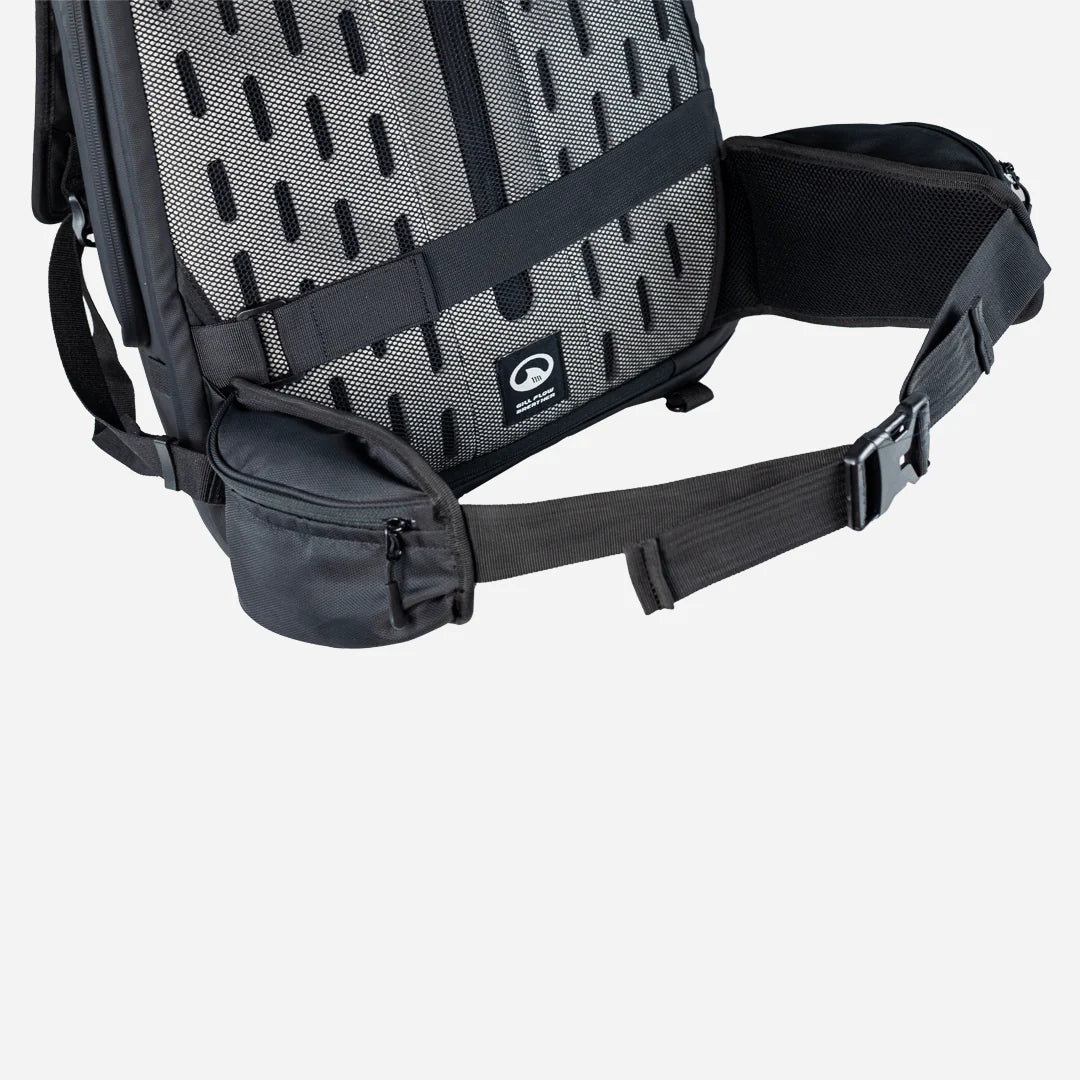 Hip Belt with Pockets by Carbonado