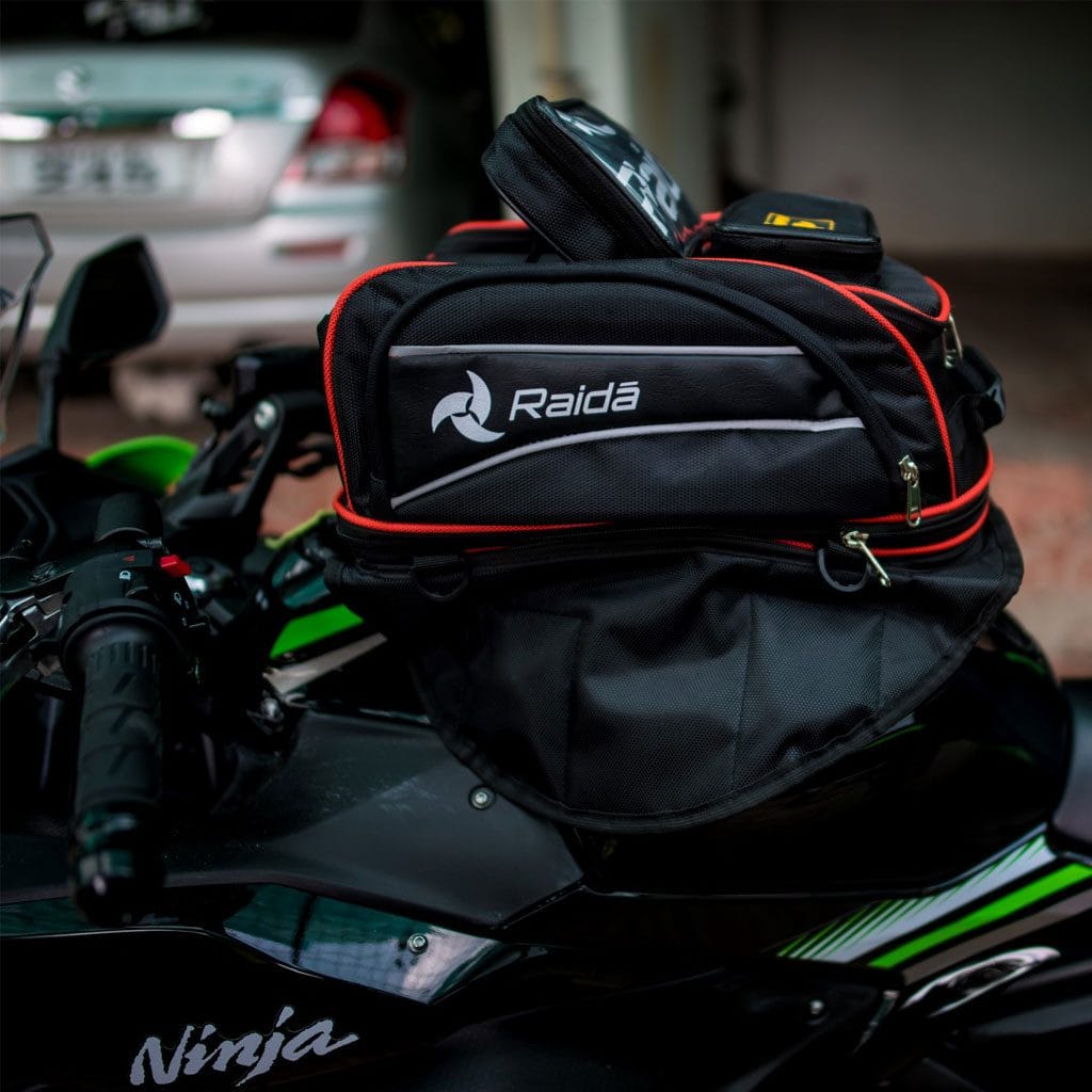 Bike Tank Bag with bike 1