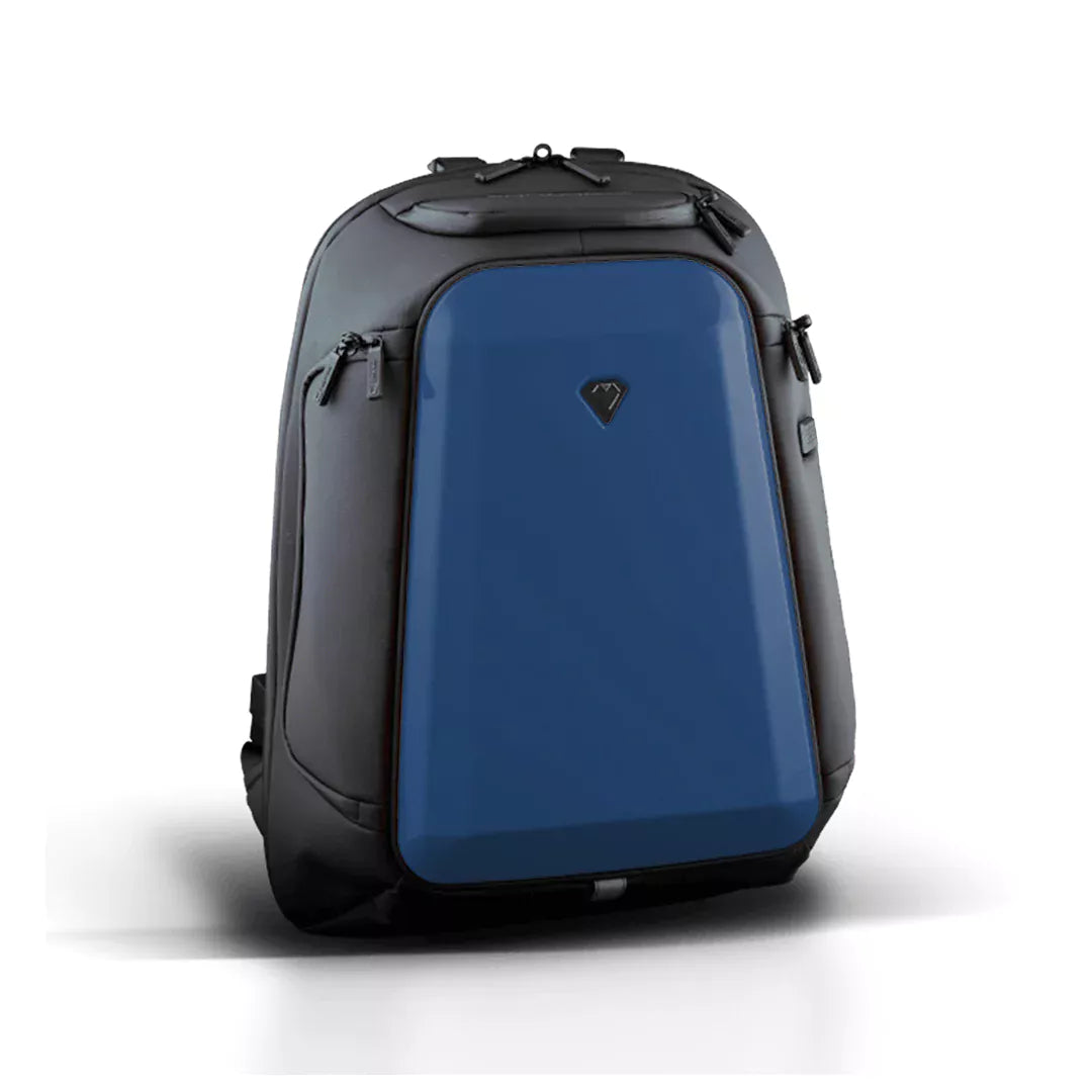 GT3 backpack by Carbonado