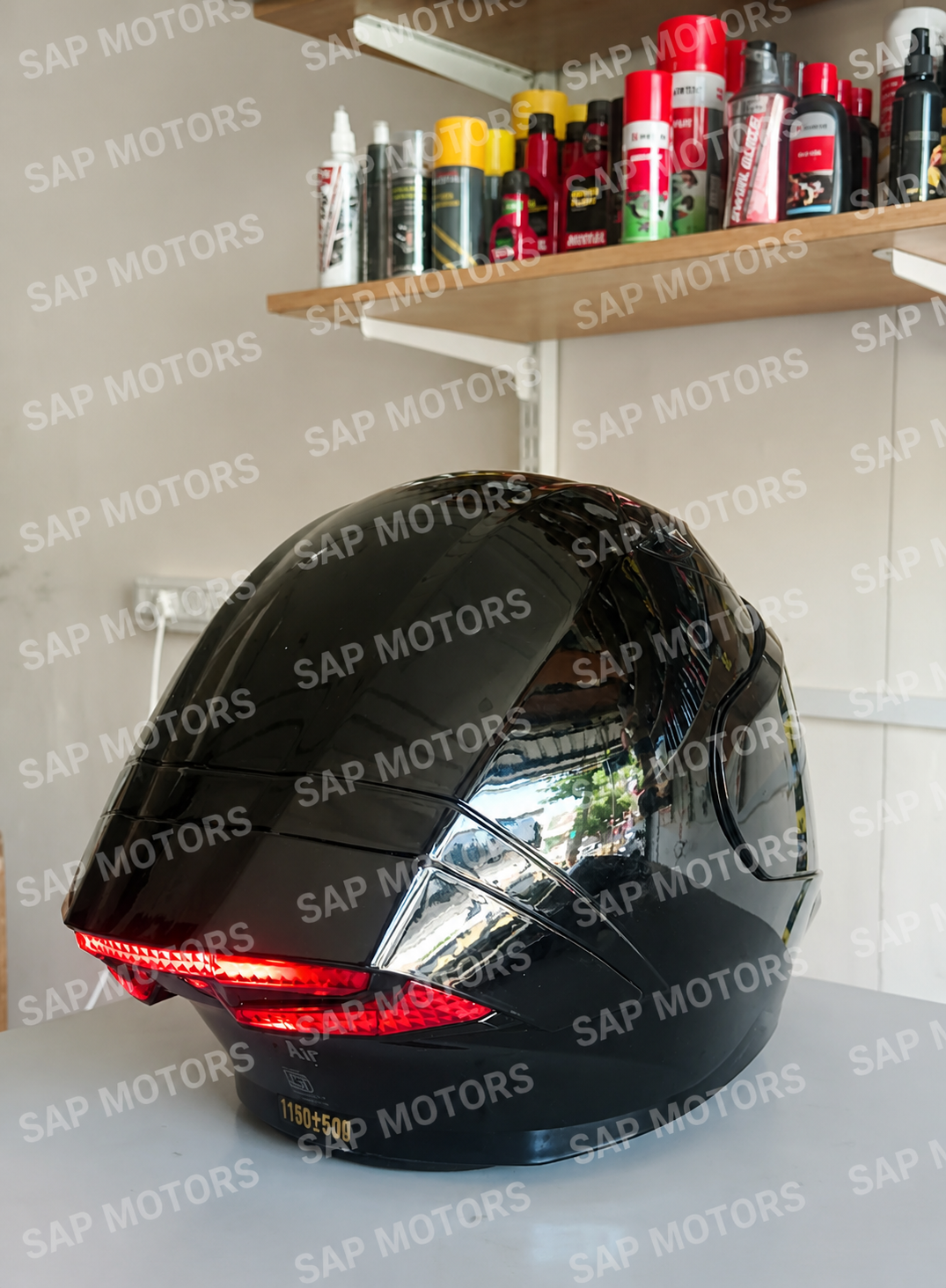 Steelbird SBA-11 ISS LT Glossy Black Full Face Helmet – ISI Certified