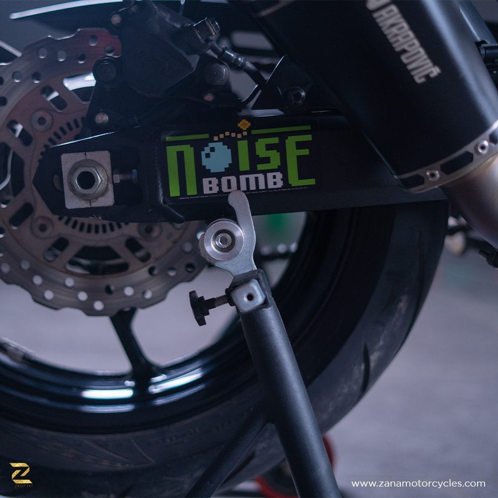 Rear Paddock Spool for Kawasaki Z900