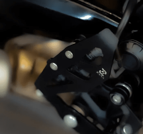 Zana Master Cylinder Cover for Guerrilla 450 without Logo (Black) - Type-1 ZI-8430