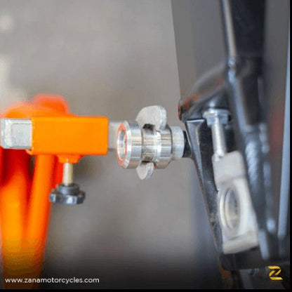 ZANA Paddock Spools for Suzuki Hayabusa 1300 ZP-101